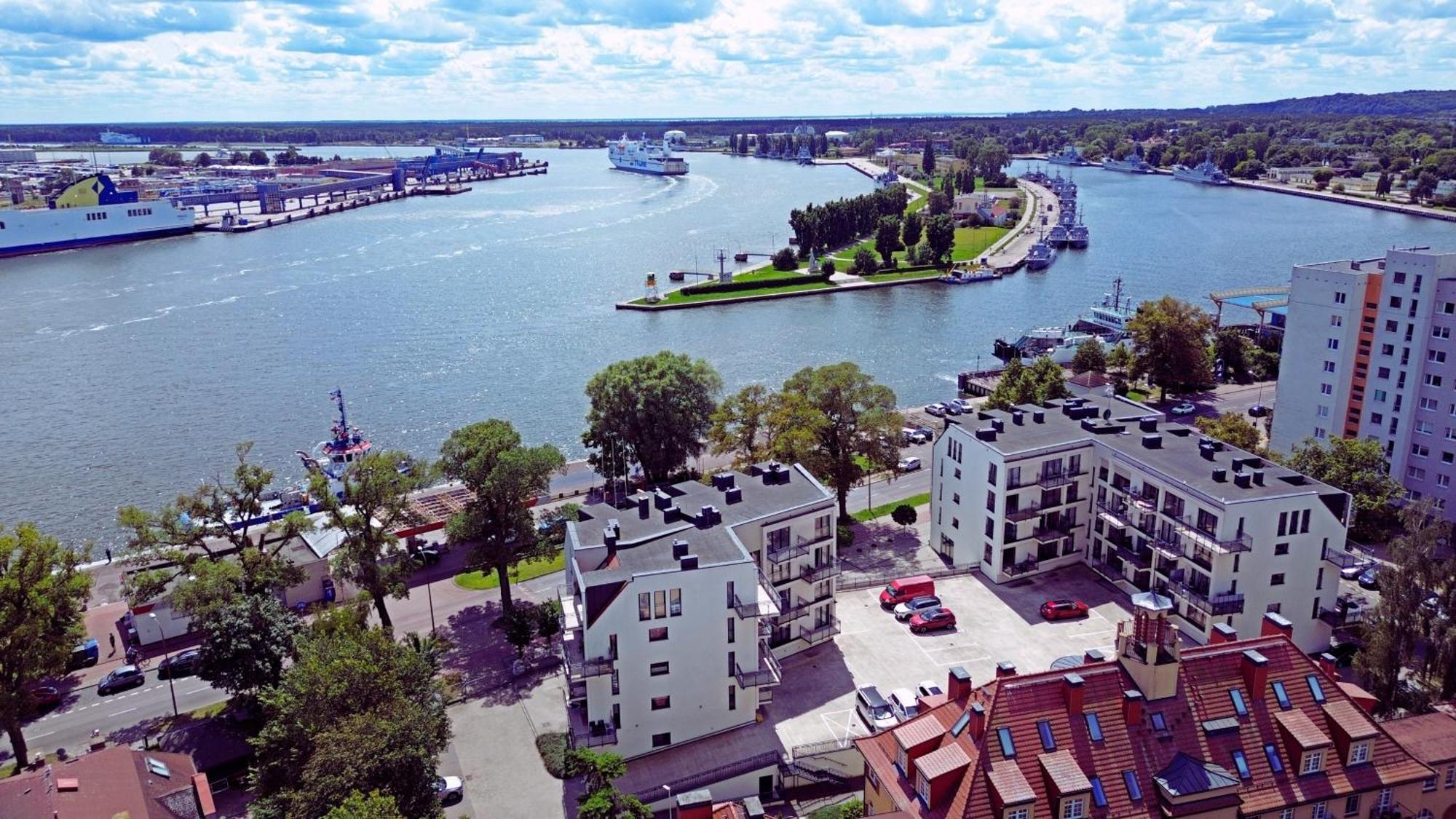 Sunset Apartments - Flotylla. Widok Na Port + Parking. Свіноуйсьце Екстер'єр фото